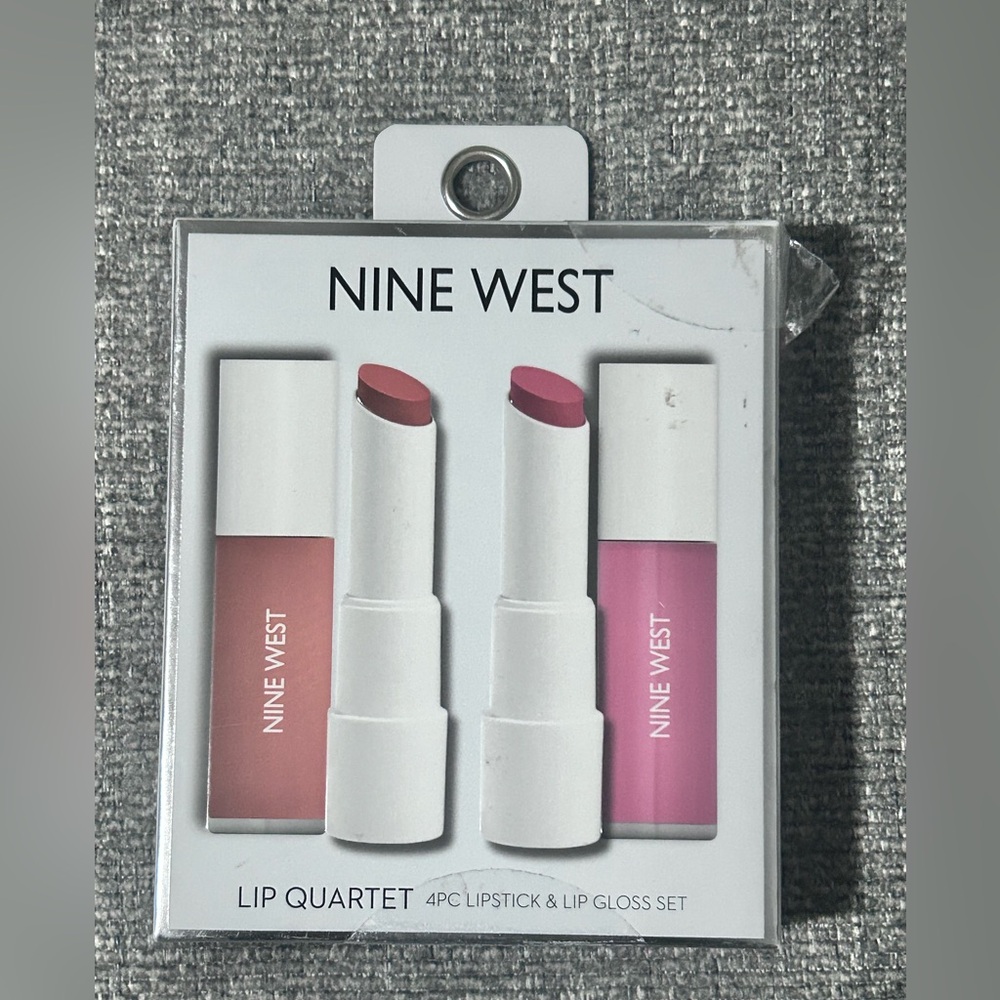 4PC lipstick & lip gloss set Nine West Lip Quartet - mauve pink and mocha color